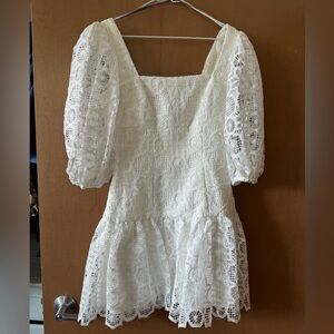 ML Monique Lhuillier lace short dress in ivory size 2